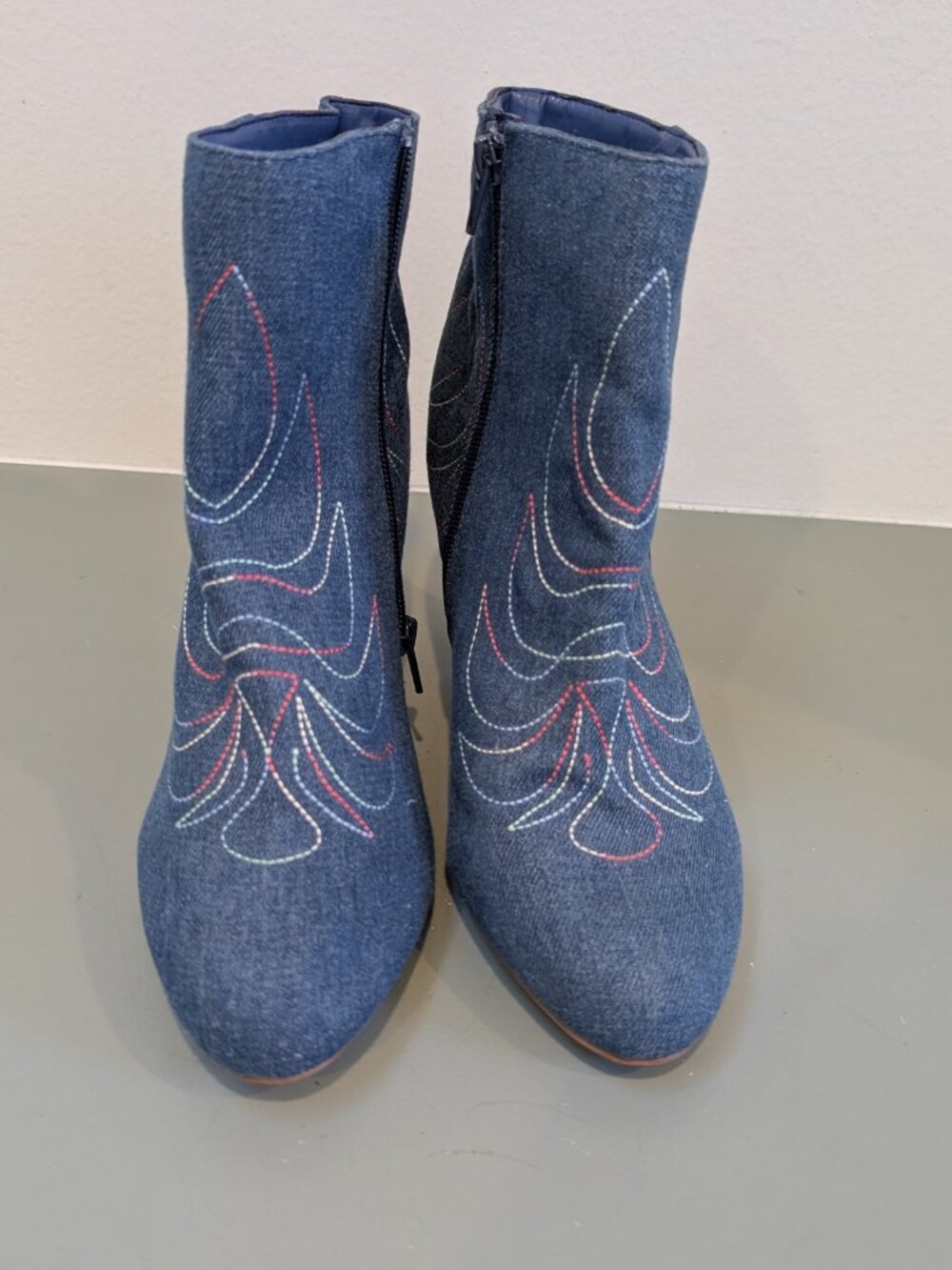 Women's Boston Design Studio Embroidered Denim Fashion Ankle Boots - Size 9